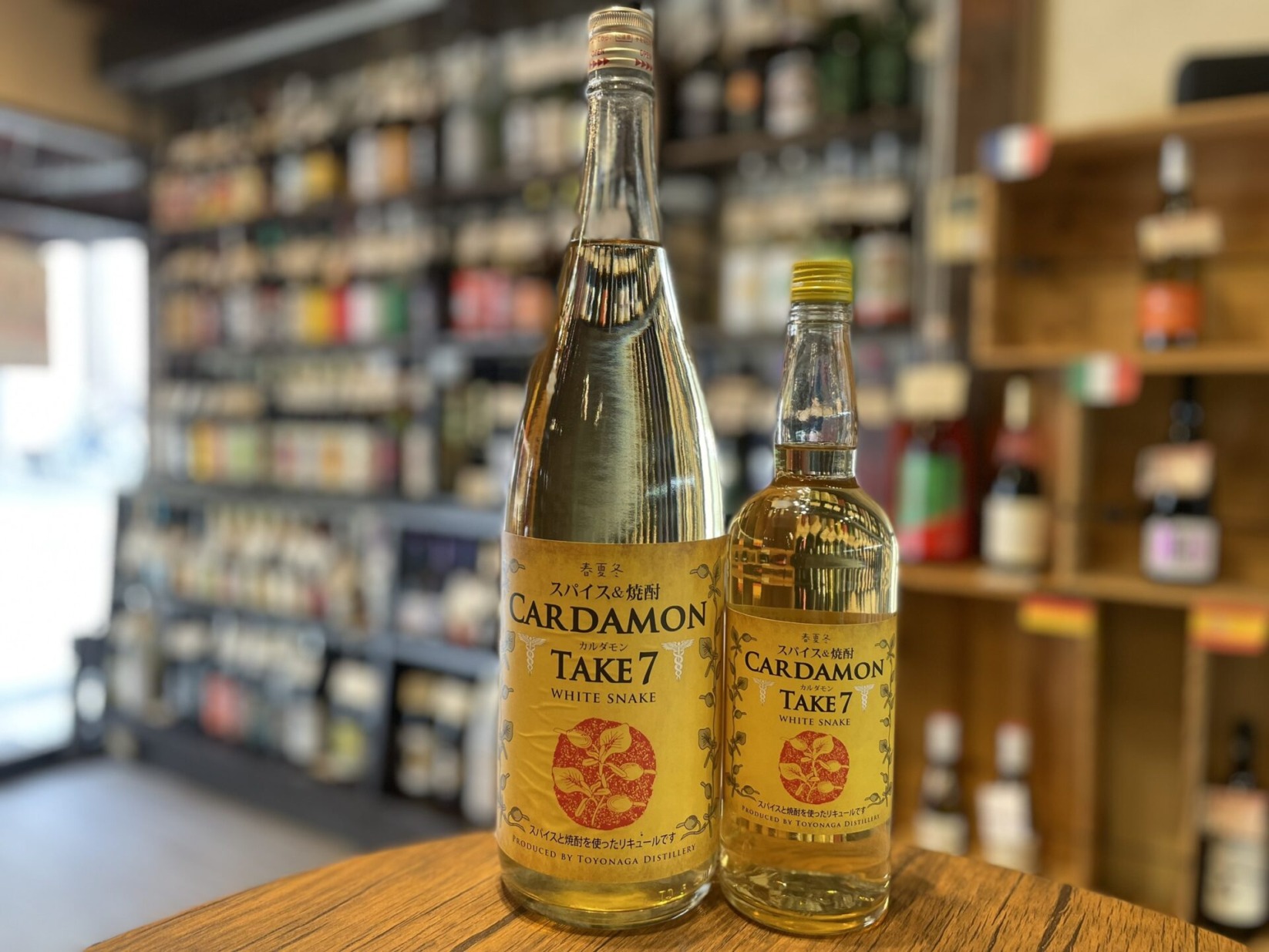 リキュール　スパイス＆焼酎　カルダモン　CARDAMON TAKE7 WHITE SNAKE　25度　1800ml,720ml