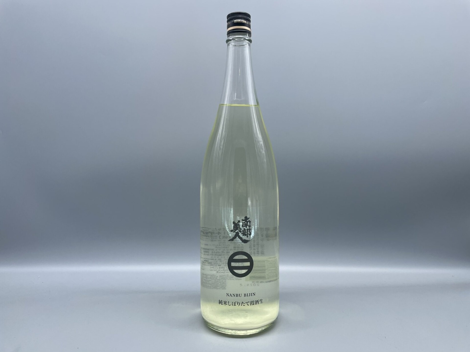 日本酒　南部美人　純米しぼりたて霞酒生　1800ml
